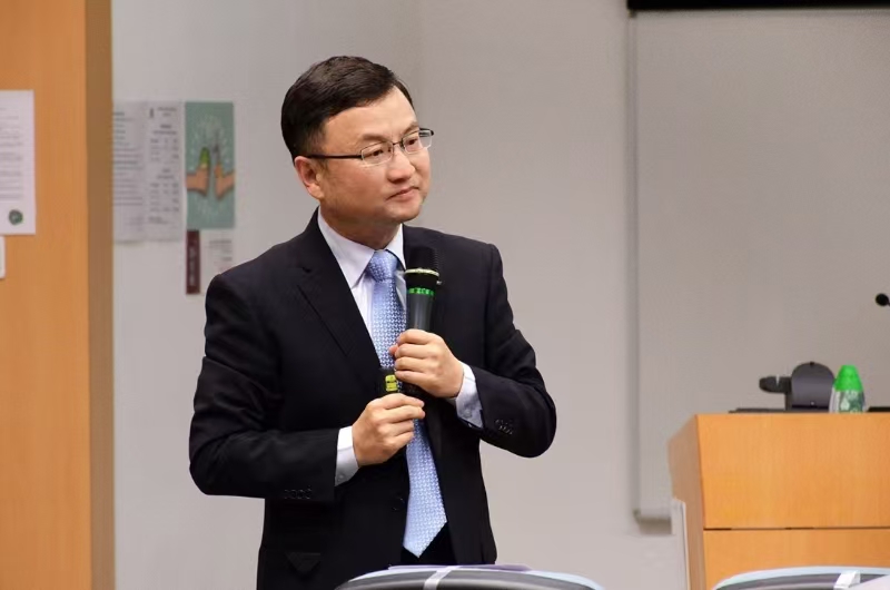  爱体育·（中国）手机网页版创新论坛第一千九百三十七讲：分子Borromean环和结节