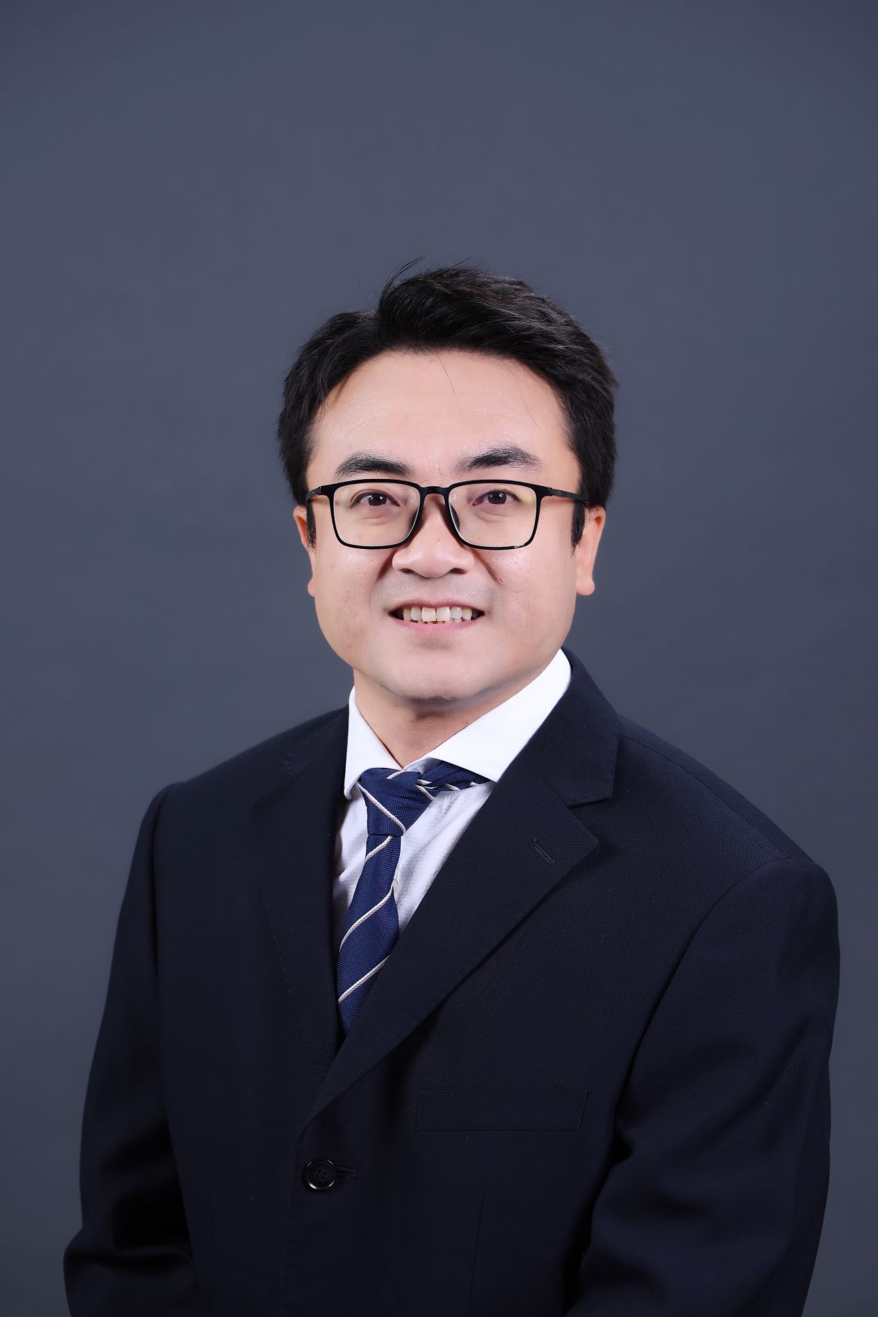 爱体育·（中国）手机网页版创新论坛第一千九百零一讲：Deep learning method for very high dimensional parabolic PDEs and HJB equations 