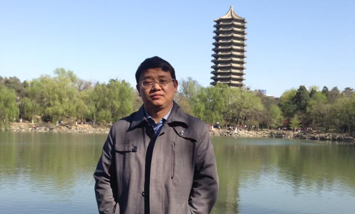 爱体育·（中国）手机网页版创新论坛第一千八百九十七讲：特色产胶植物杜仲在陕西全健康生态产业综合利用进展及前景展望