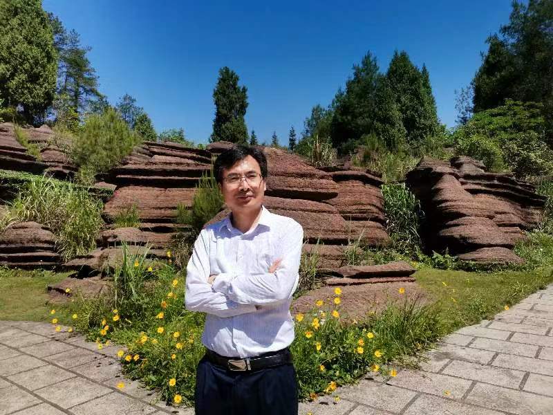 爱体育·（中国）手机网页版创新论坛第一千二百九十二讲暨120周年校庆年系列活动: 喀斯特关键带水文过程及其生态效应